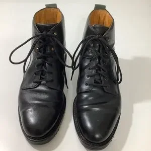 Cole Haan | Shoes | Vintage Cole Haan Black Leather Chukkas  display picture 3